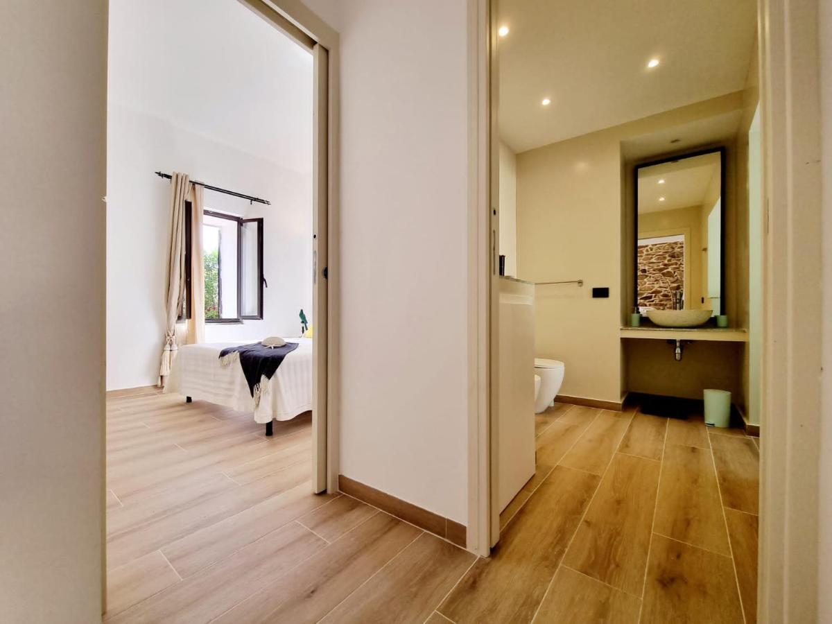 Stazzo San Teodoro Il Ginepro Piscina Condivisa Apartment Exterior photo