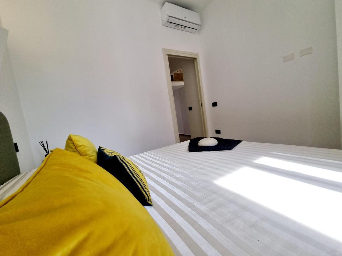 Stazzo San Teodoro Il Ginepro Piscina Condivisa Apartment Exterior photo