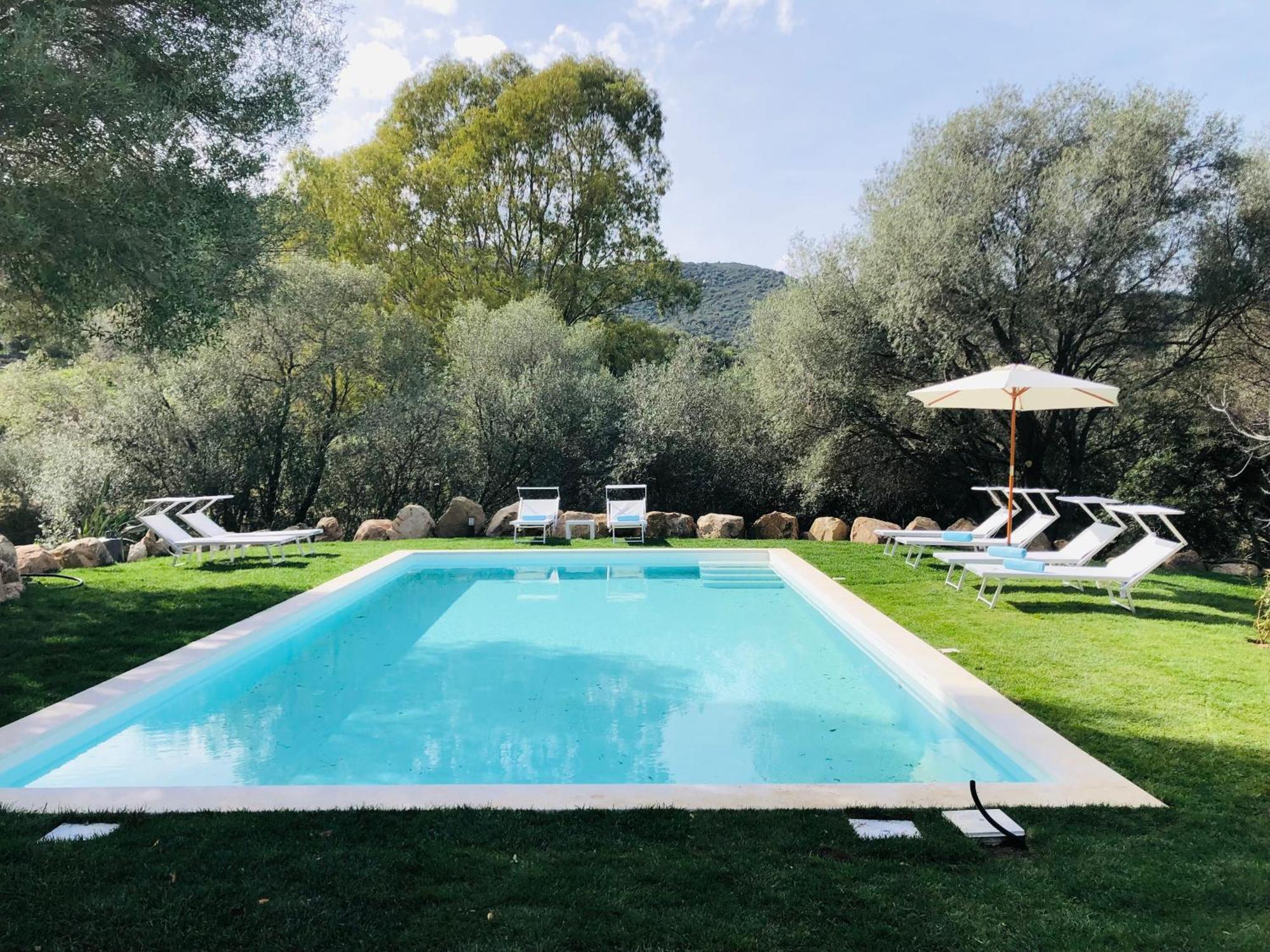 Stazzo San Teodoro Il Ginepro Piscina Condivisa Apartment Exterior photo
