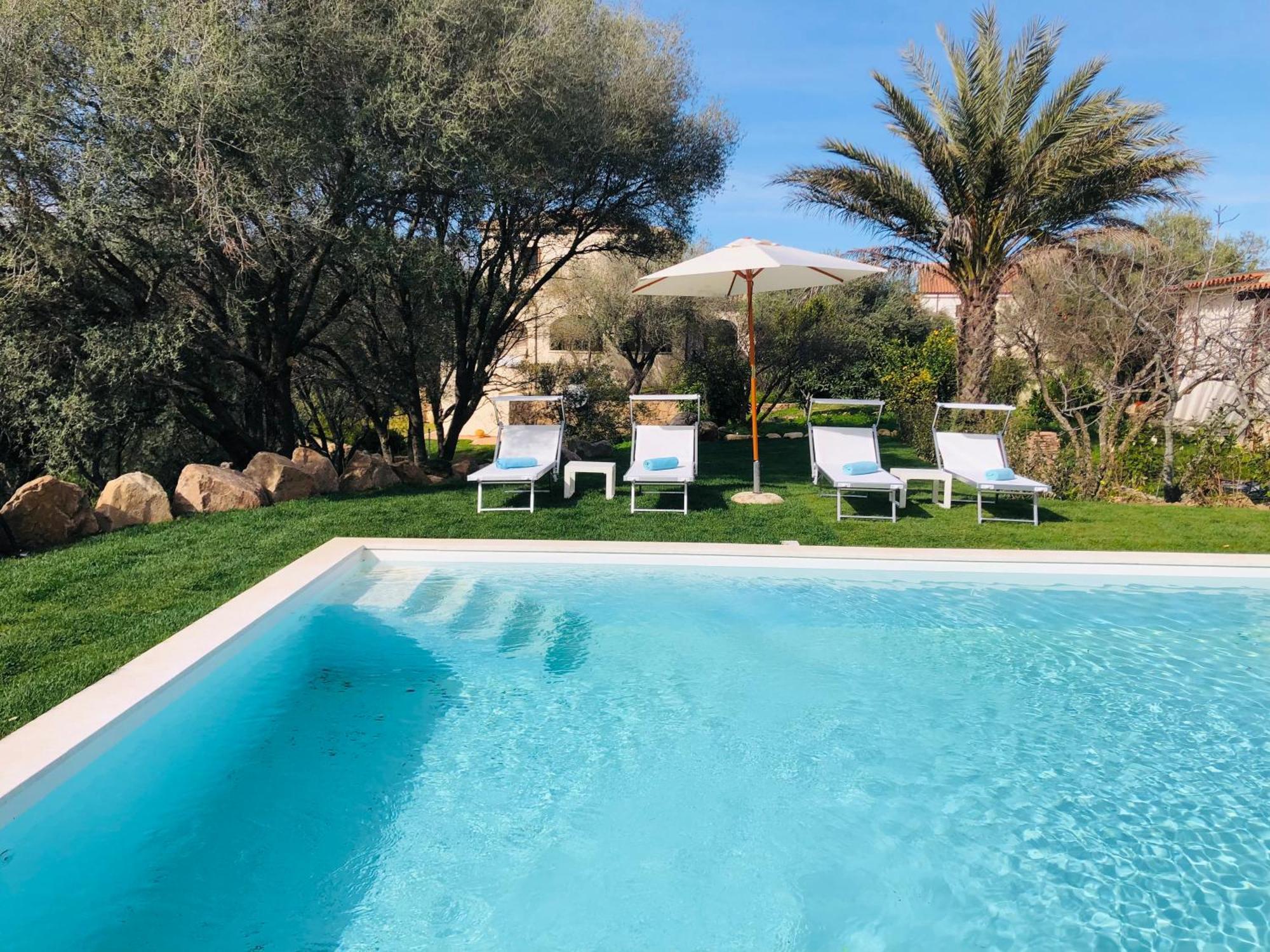 Stazzo San Teodoro Il Ginepro Piscina Condivisa Apartment Exterior photo