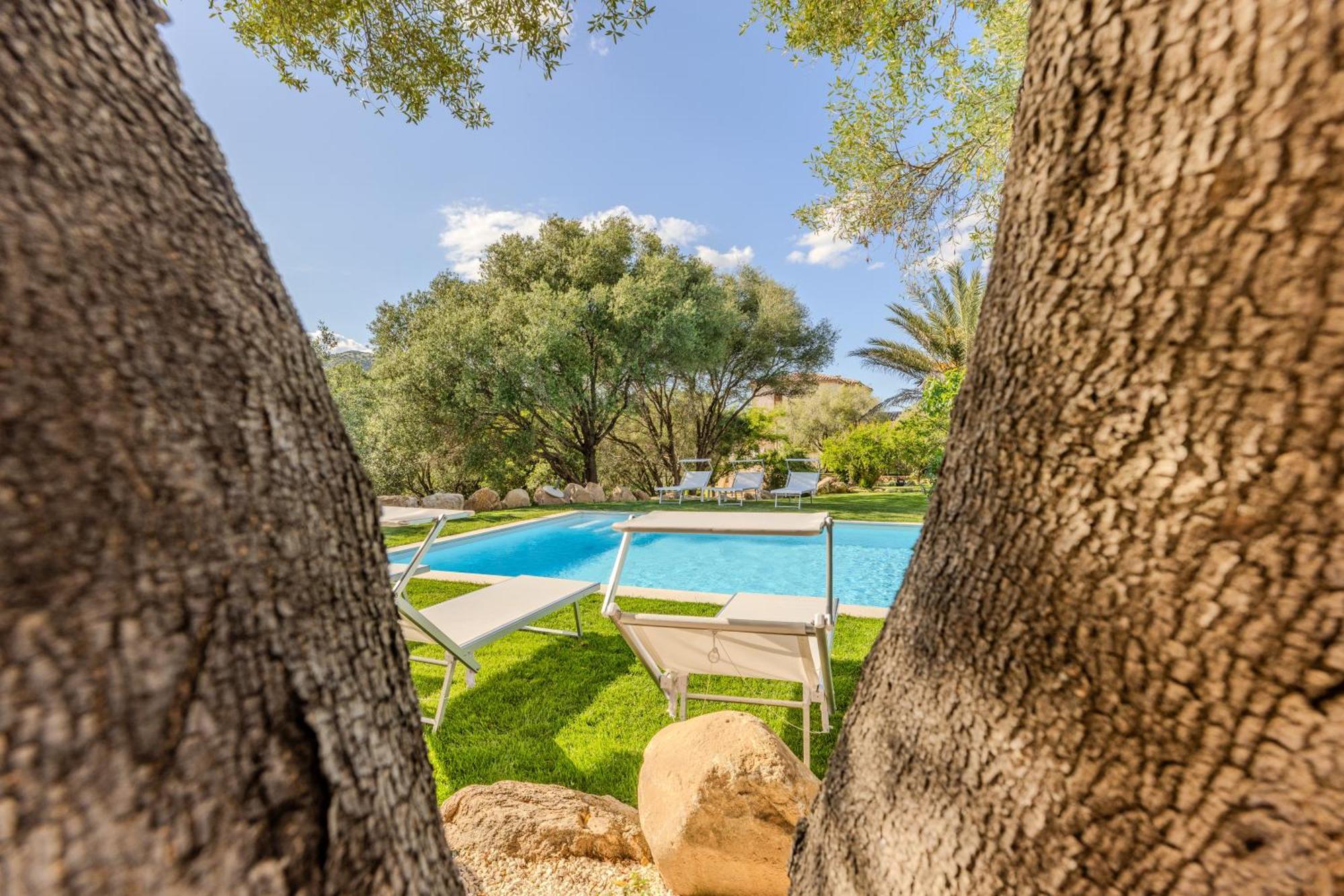 Stazzo San Teodoro Il Ginepro Piscina Condivisa Apartment Exterior photo
